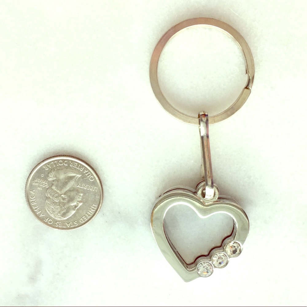 🖤Pave Silver Heart Photo Keychain🖤